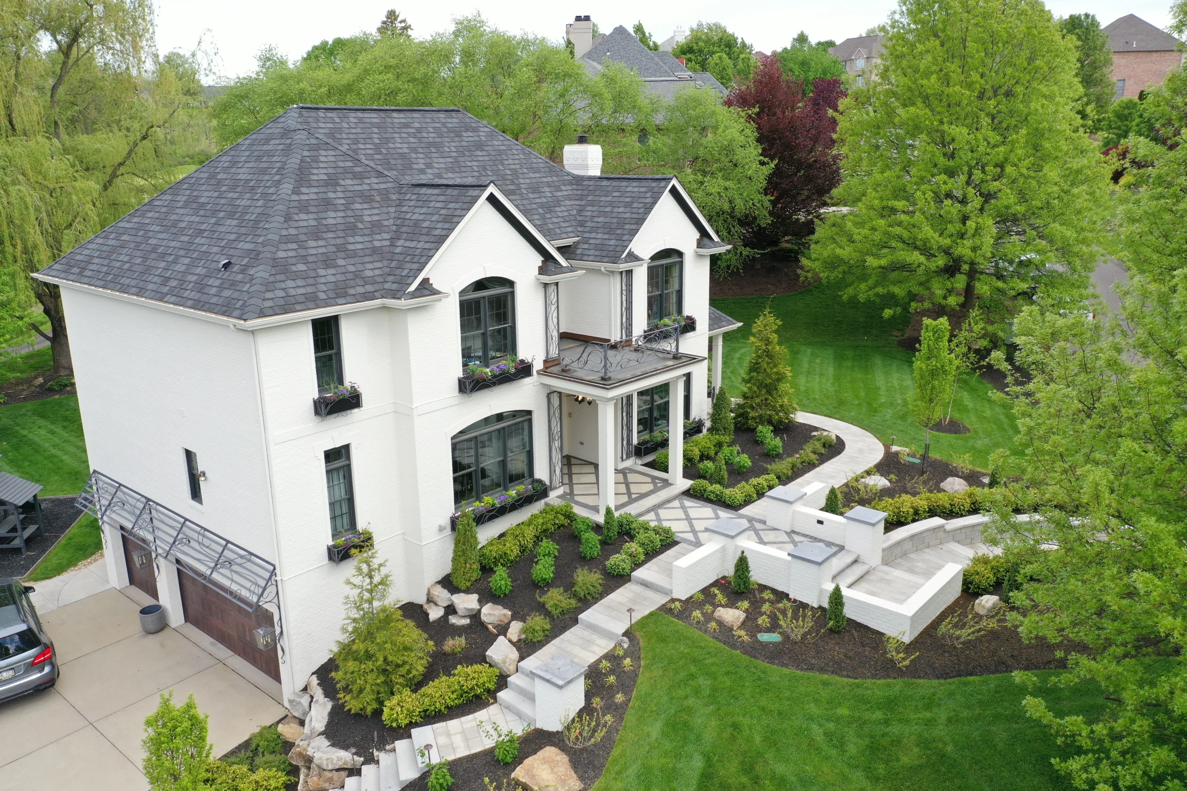 Residential Landscape Management & Maintenance