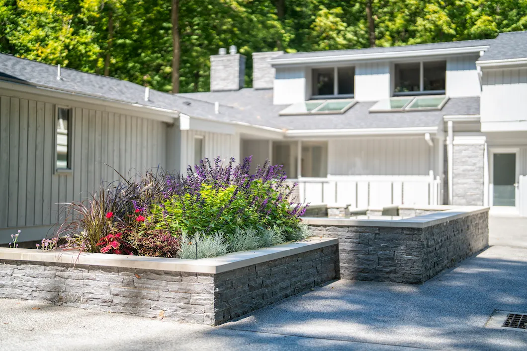 Landscape and outdoor living work near Glenshaw, Pennsylvania